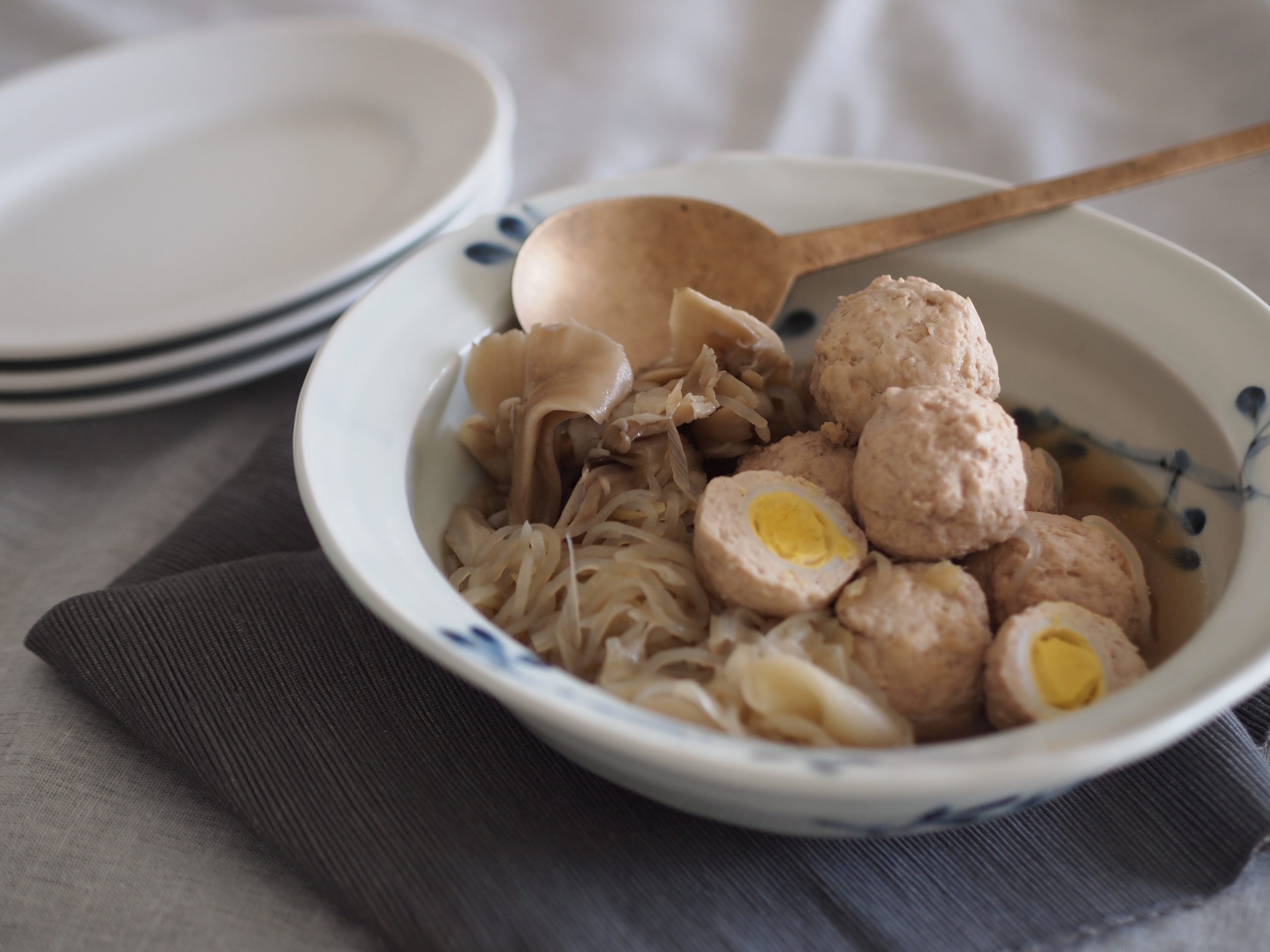 うずらの卵入り肉団子の煮物