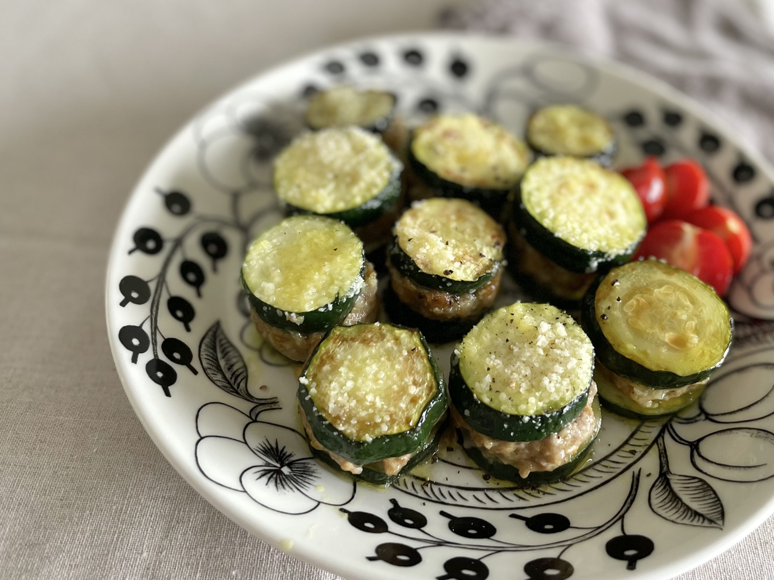 ズッキーニのカレー風味はさみ焼き